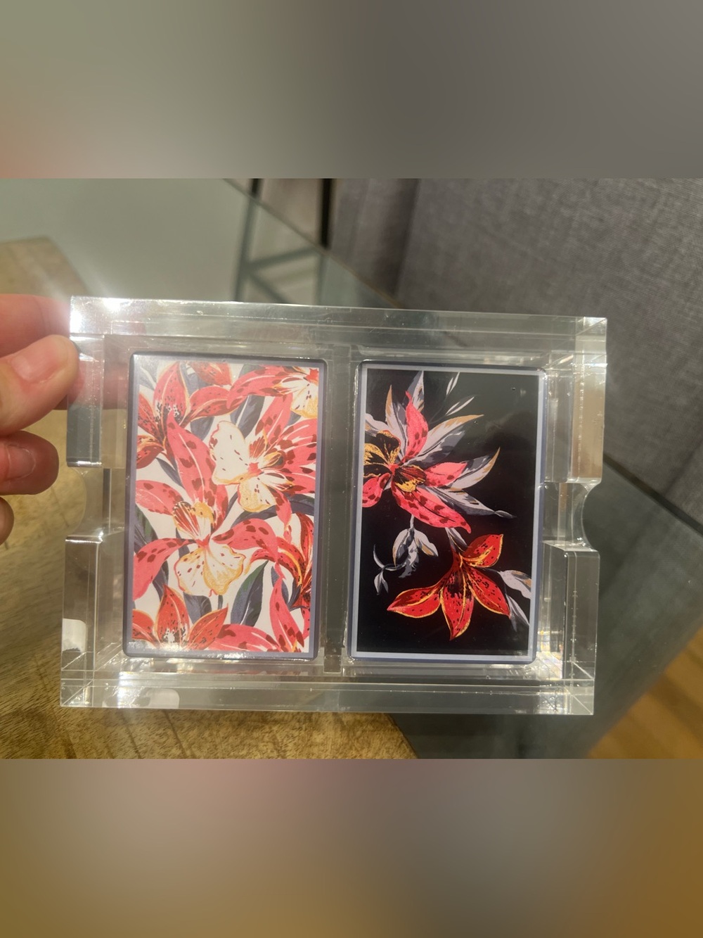 RARE vintage acrylic double-deck playing cards holder set lily floral artwork